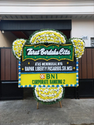 Papan Bunga Duka di Beringin Jaya
