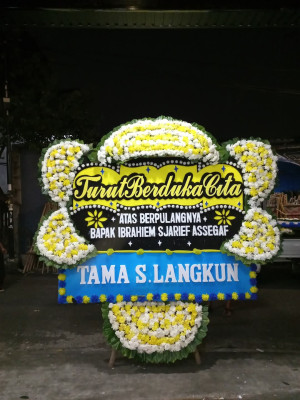 Papan Bunga Duka di Beringin Jaya